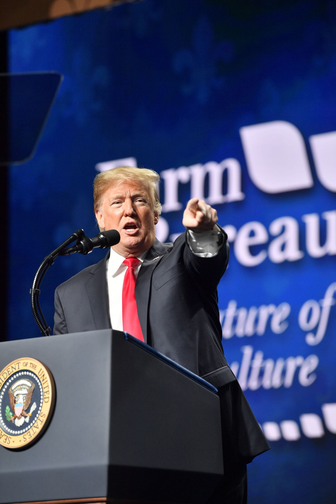 NO.trump.011519.122.JPG